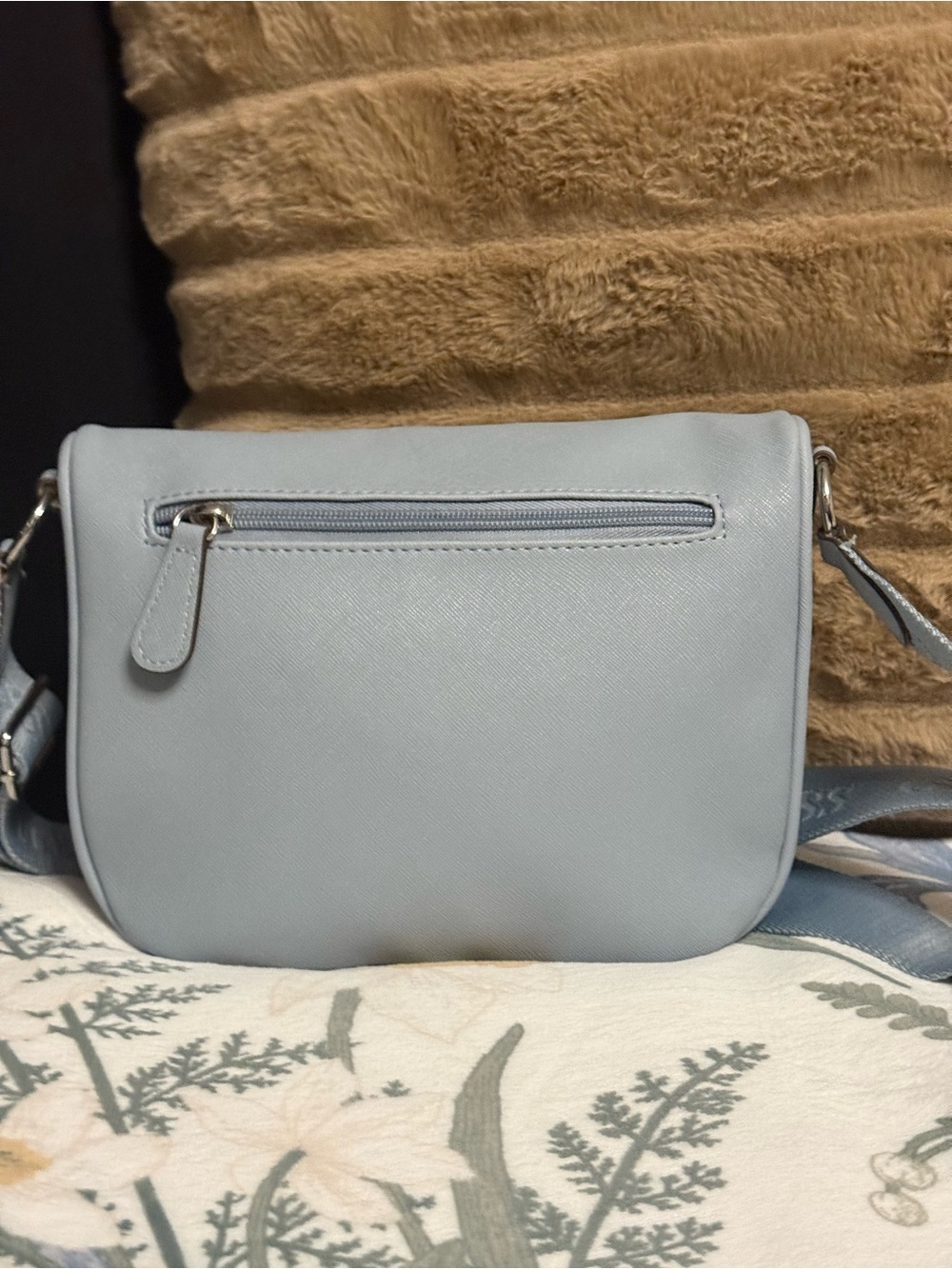 GUESS Light Blue Saffiano Crossbody / Belt Bag / Bum Bag – Logo Webbing Strap - Picture 2 of 3